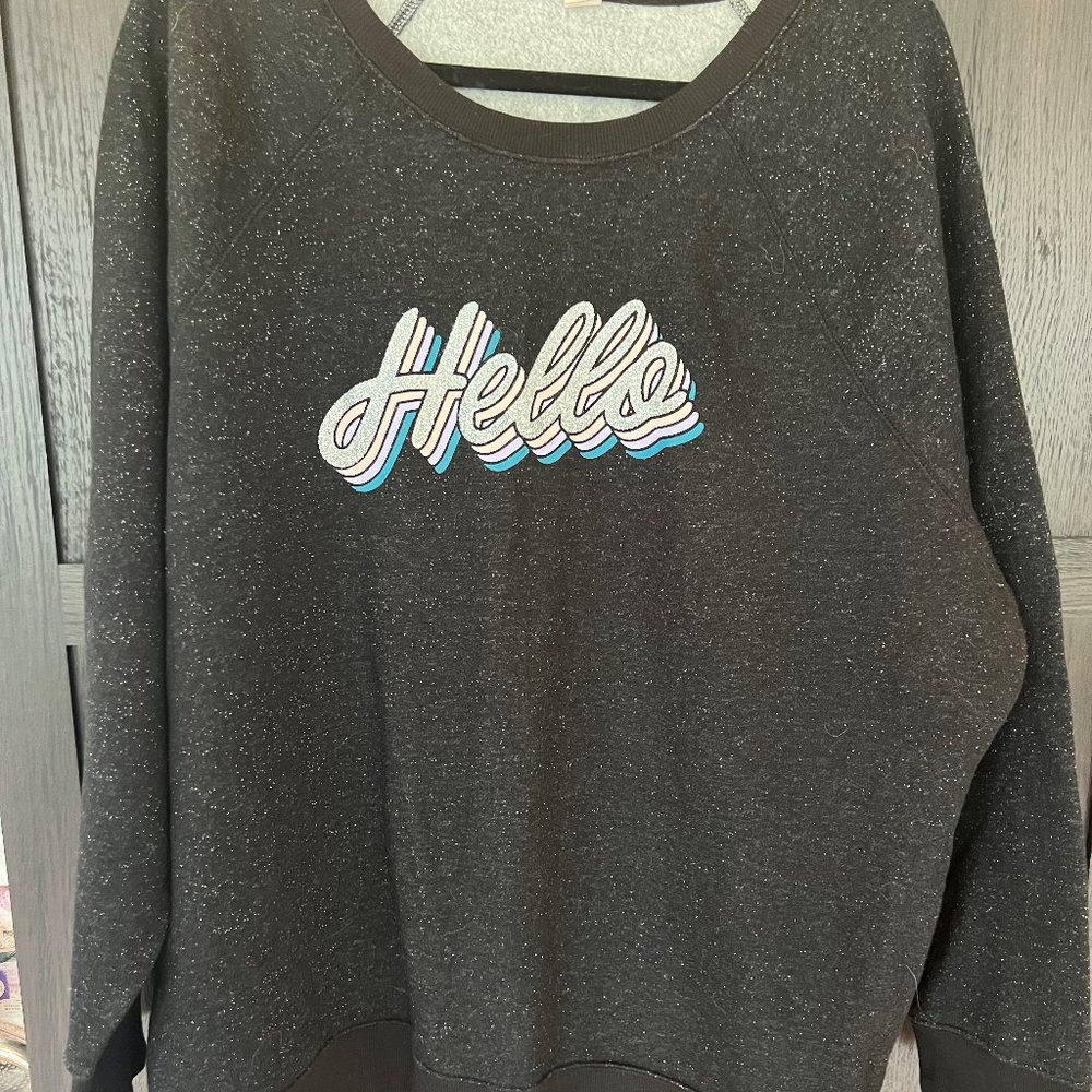 Old Navy glittery retro font "HELLO" sweatshirt! EUC! Size XXL
